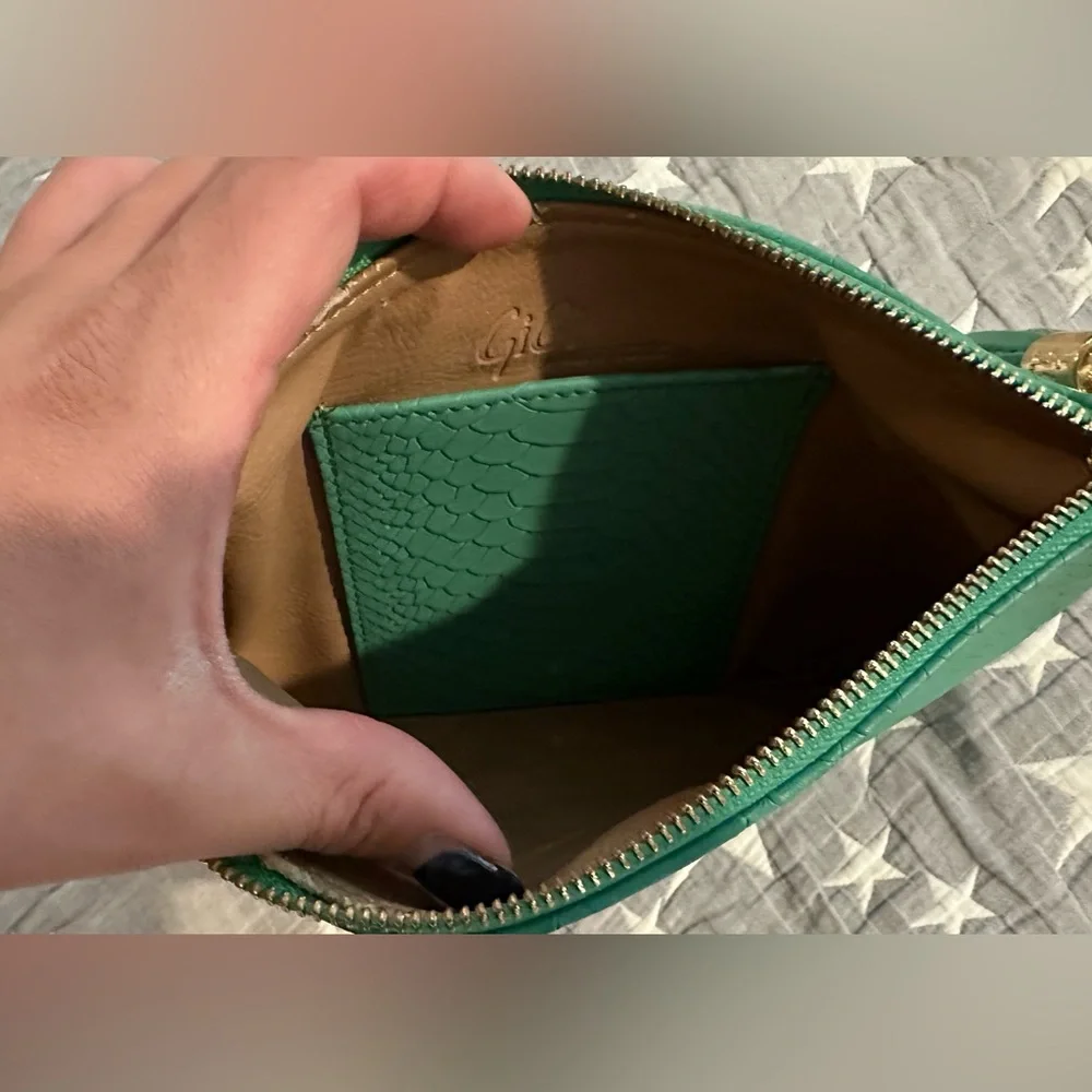 Gigi New York Green Leather Python-Texture Zip Pouch Clutch